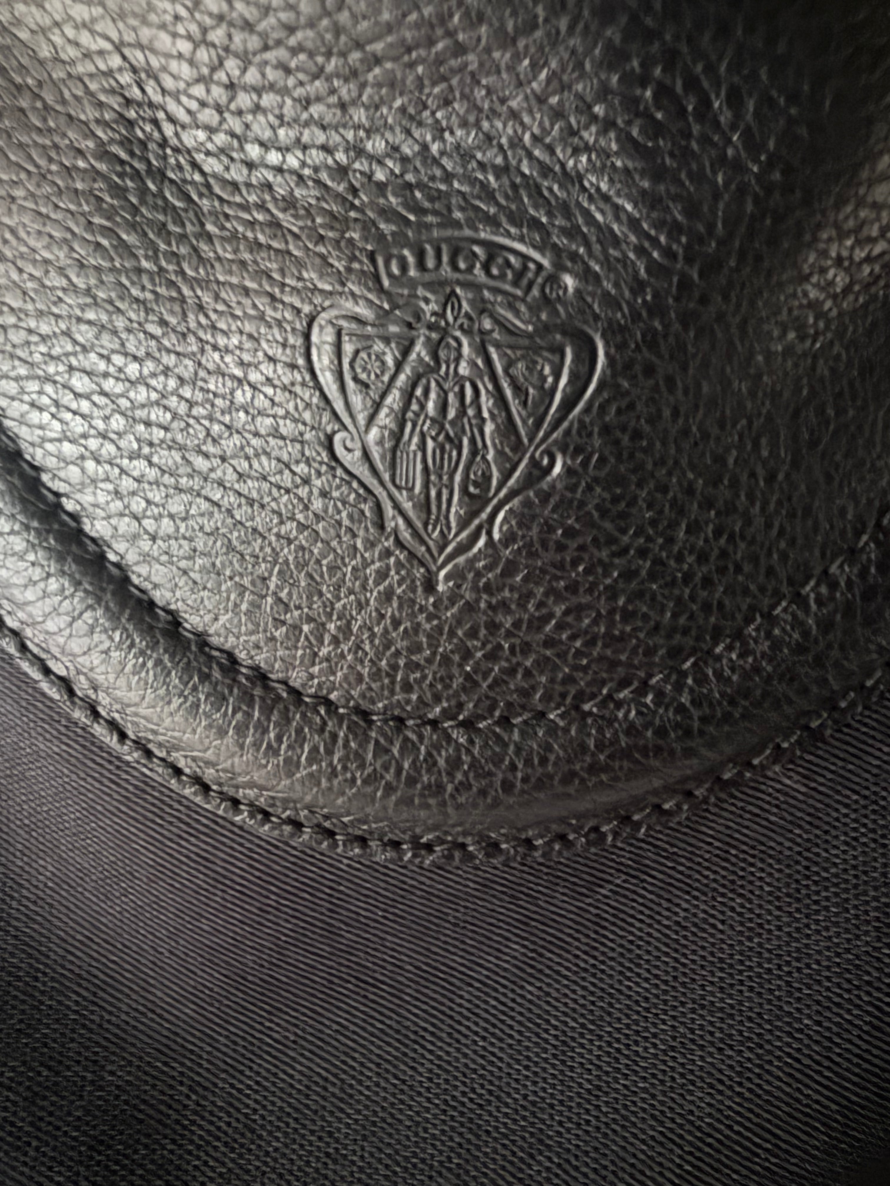 Gucci Black GG Canvas Hobo Shoulder Bag Made in Italy VINTAGE