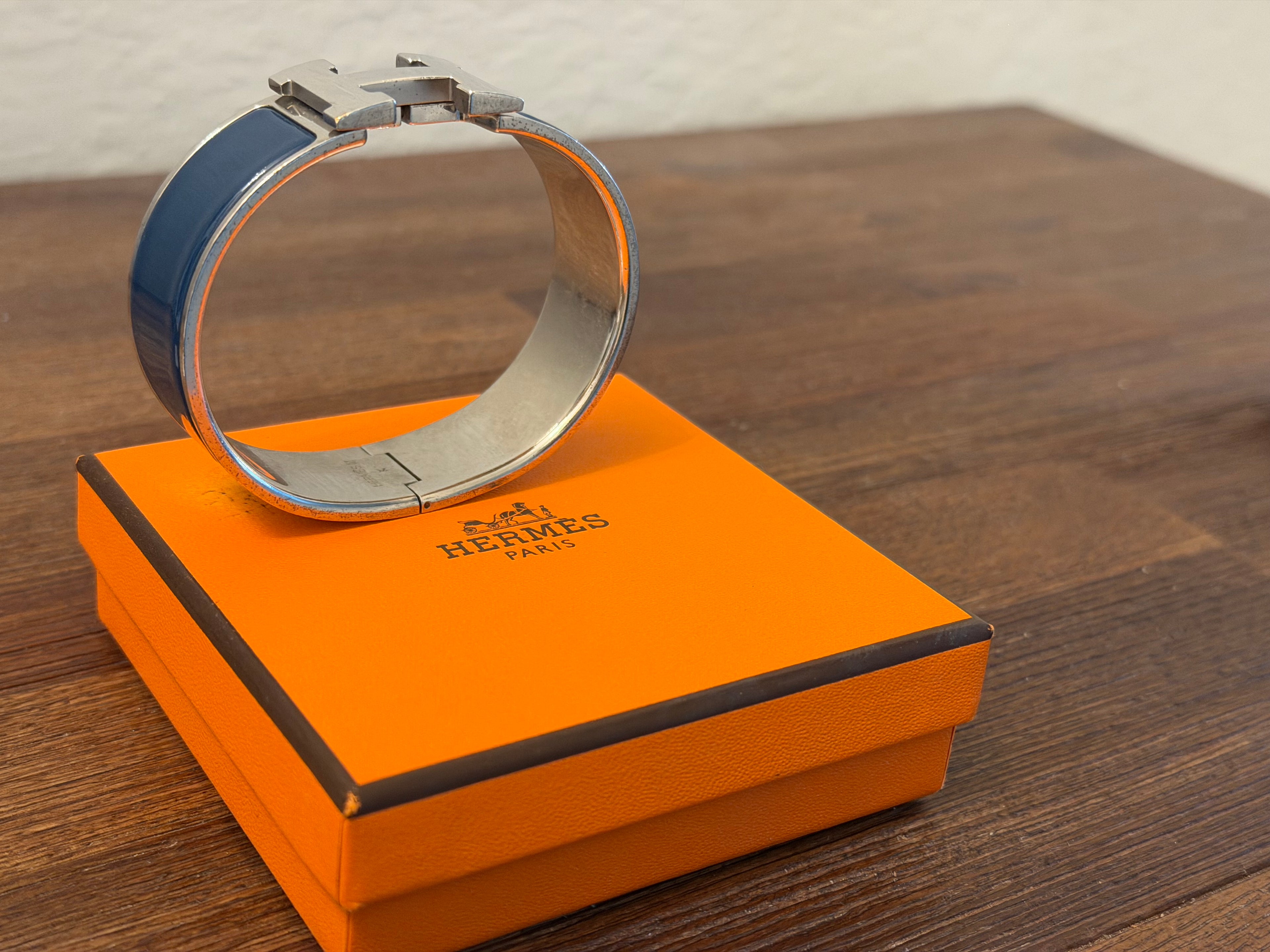 Hermès Clic Clac H Bracelet Blue Enamel Palladium Plated PM Bangle