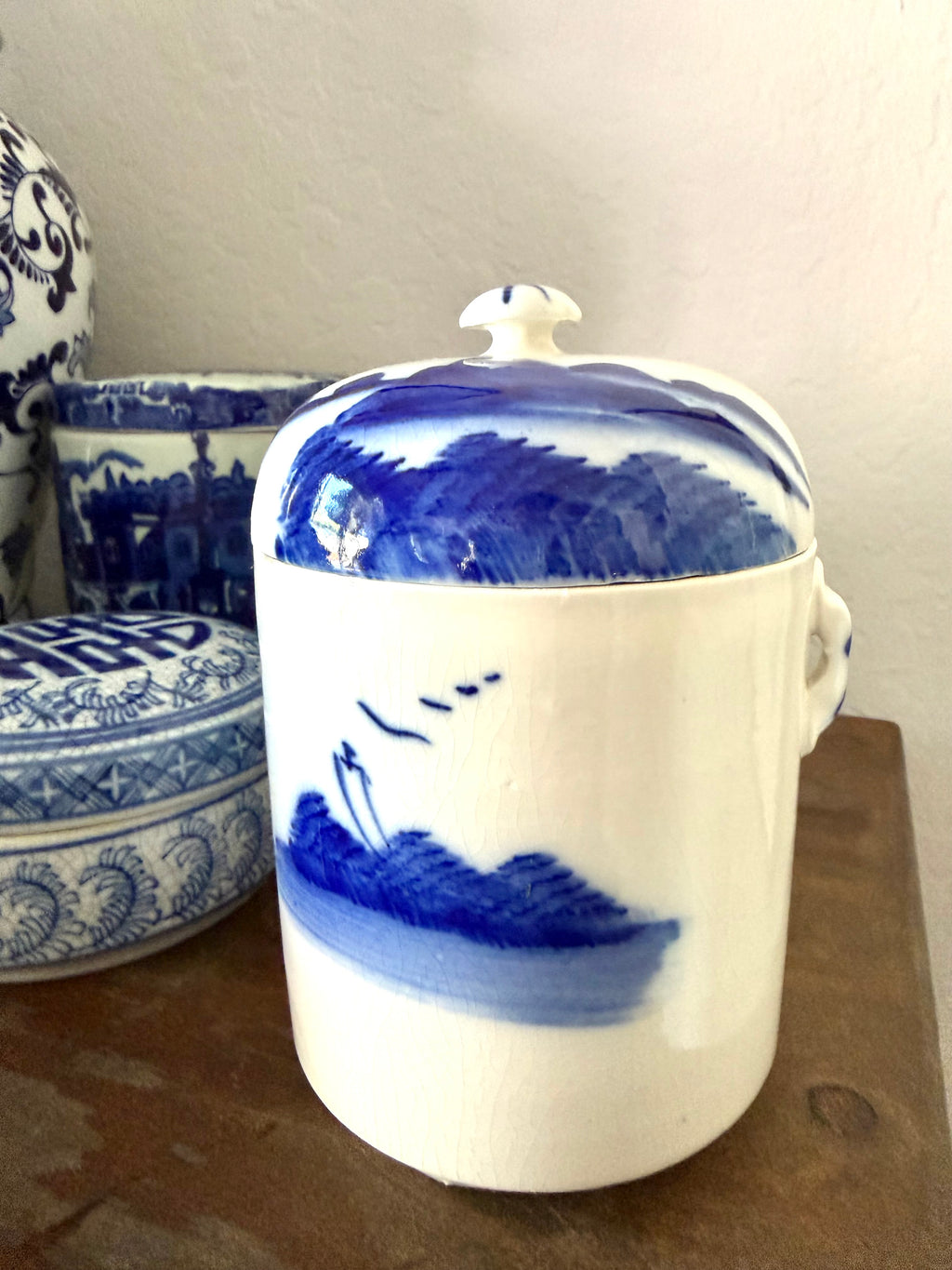 Chinese Blue & White Ceramic Tea Caddy with Landscape Scene & Inner Lid Vintage