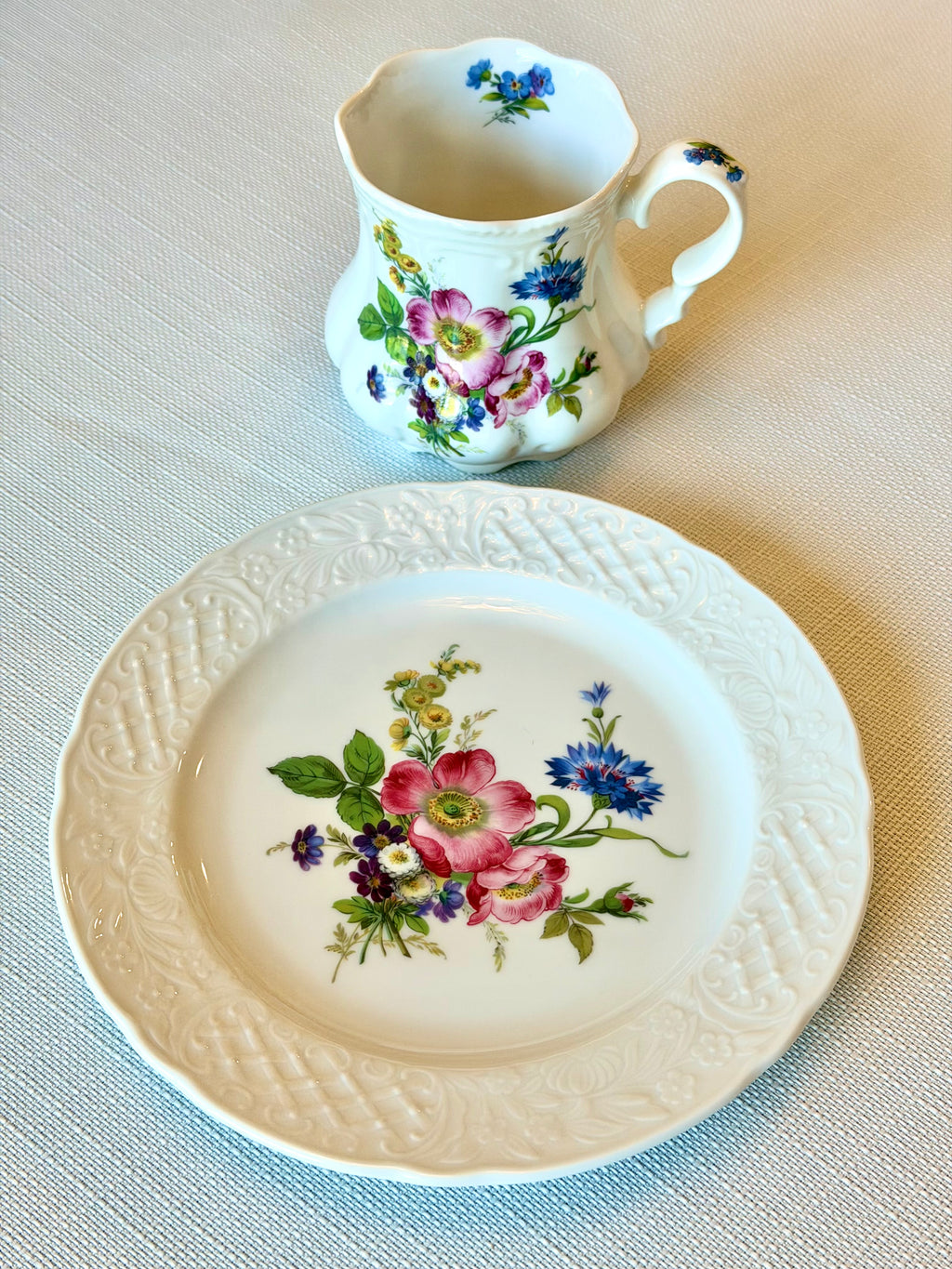 Floral Fine Bone China Teacup & Saucer Set
Alwyn Nelson Collection • Made in England
House of Goebel Bavaria W. Germany Plate