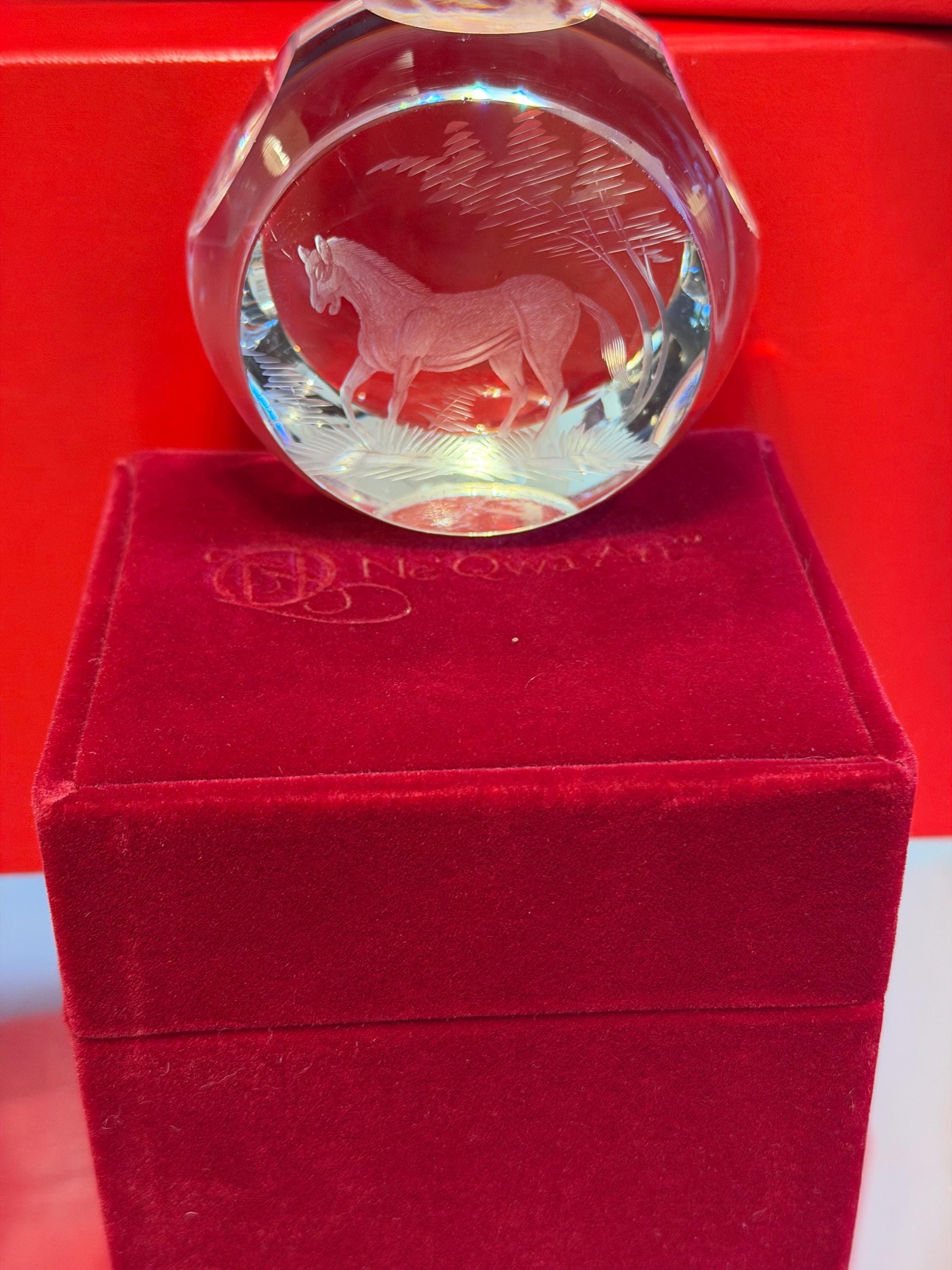 Crystal Horse Paperweight – Equestrian Scene – Original Velvet Box Ne’Qwa Art Hand-engraved