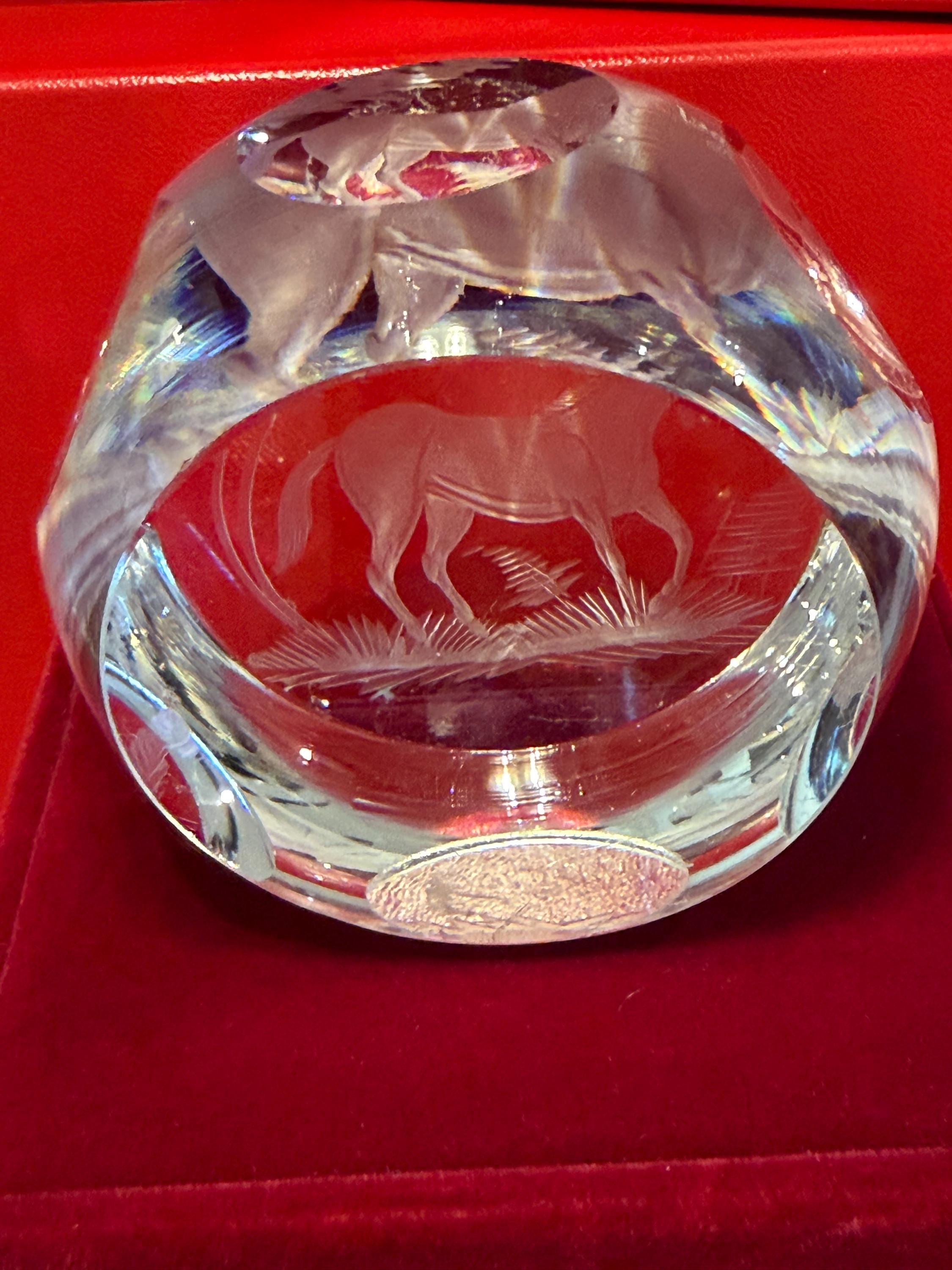 Crystal Horse Paperweight – Equestrian Scene – Original Velvet Box Ne’Qwa Art Hand-engraved
