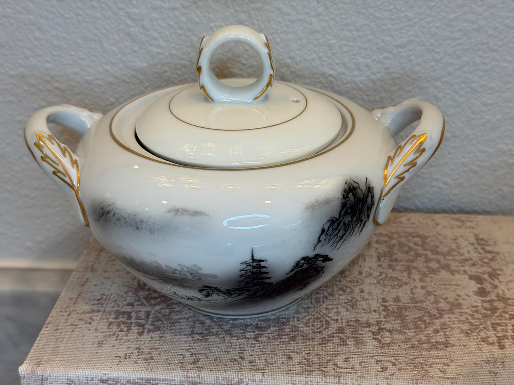 Fukagawa Arita Cream and Sugar Set, Japanese Porcelain Pagoda Landscape