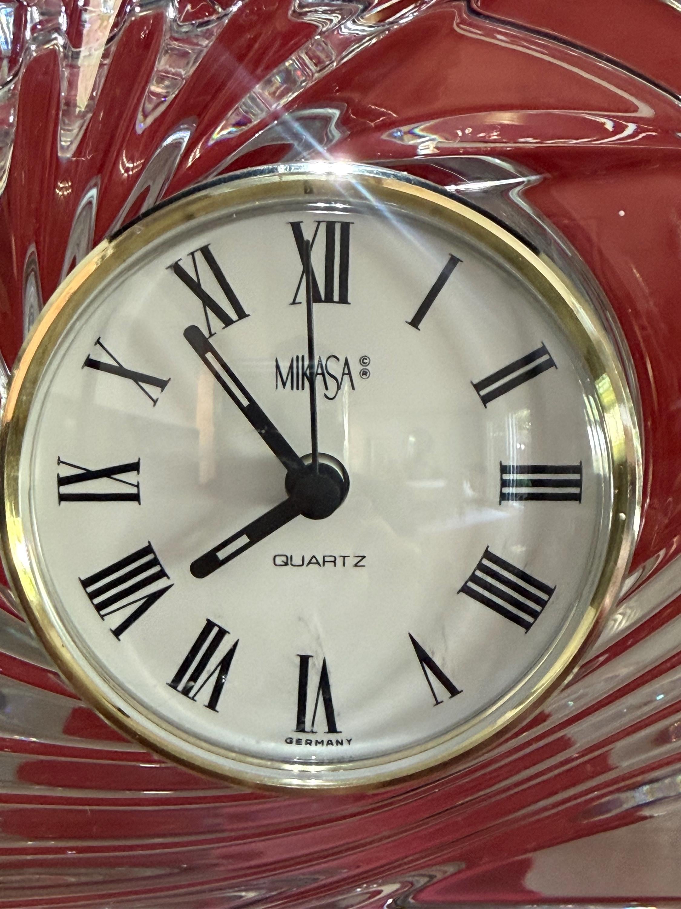 Mikasa Crystal Desk Clock – Germany Quartz – Nautilus Shell Design – Elegant Mantel Decor