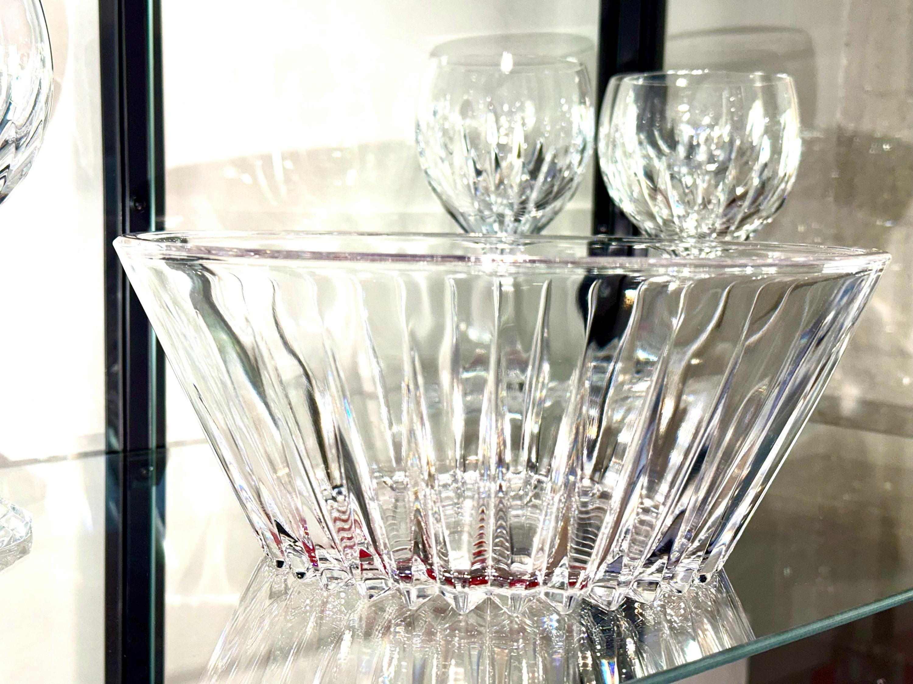 Cristal d’Arques Crystal Bowl – French Fan Cut Centerpiece – Lead Crystal Serving Dish