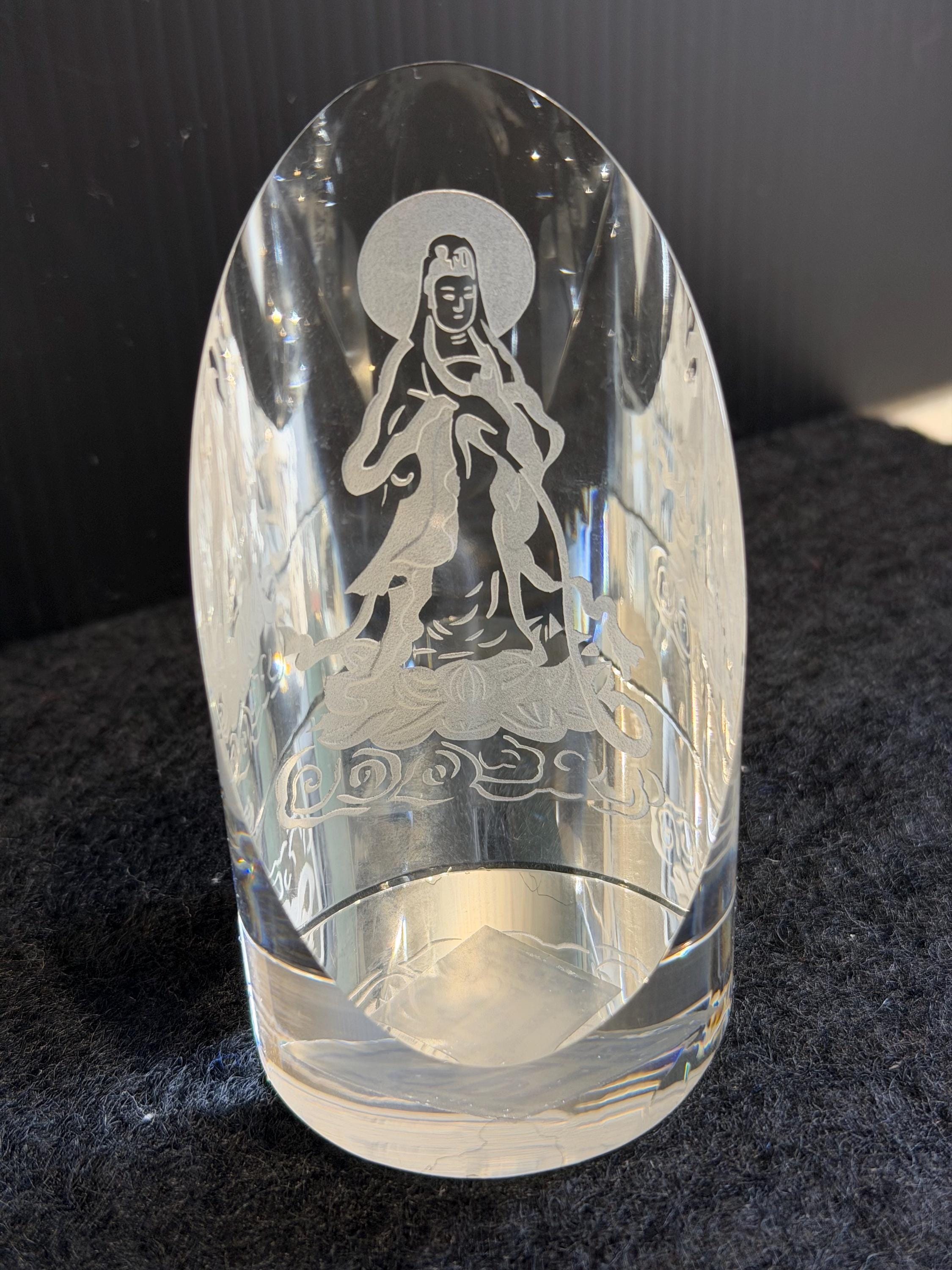 Etched Crystal Kwan Yin Figurine – Goddess of Compassion Sculpture – SPI Spiritual Decor