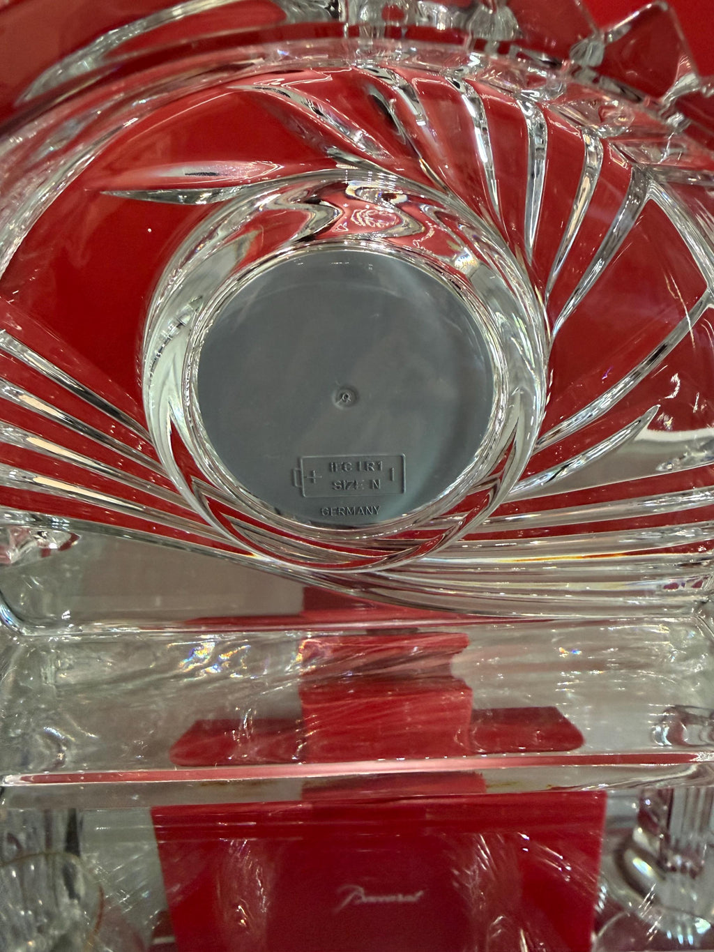 Mikasa Crystal Desk Clock – Germany Quartz – Nautilus Shell Design – Elegant Mantel Decor