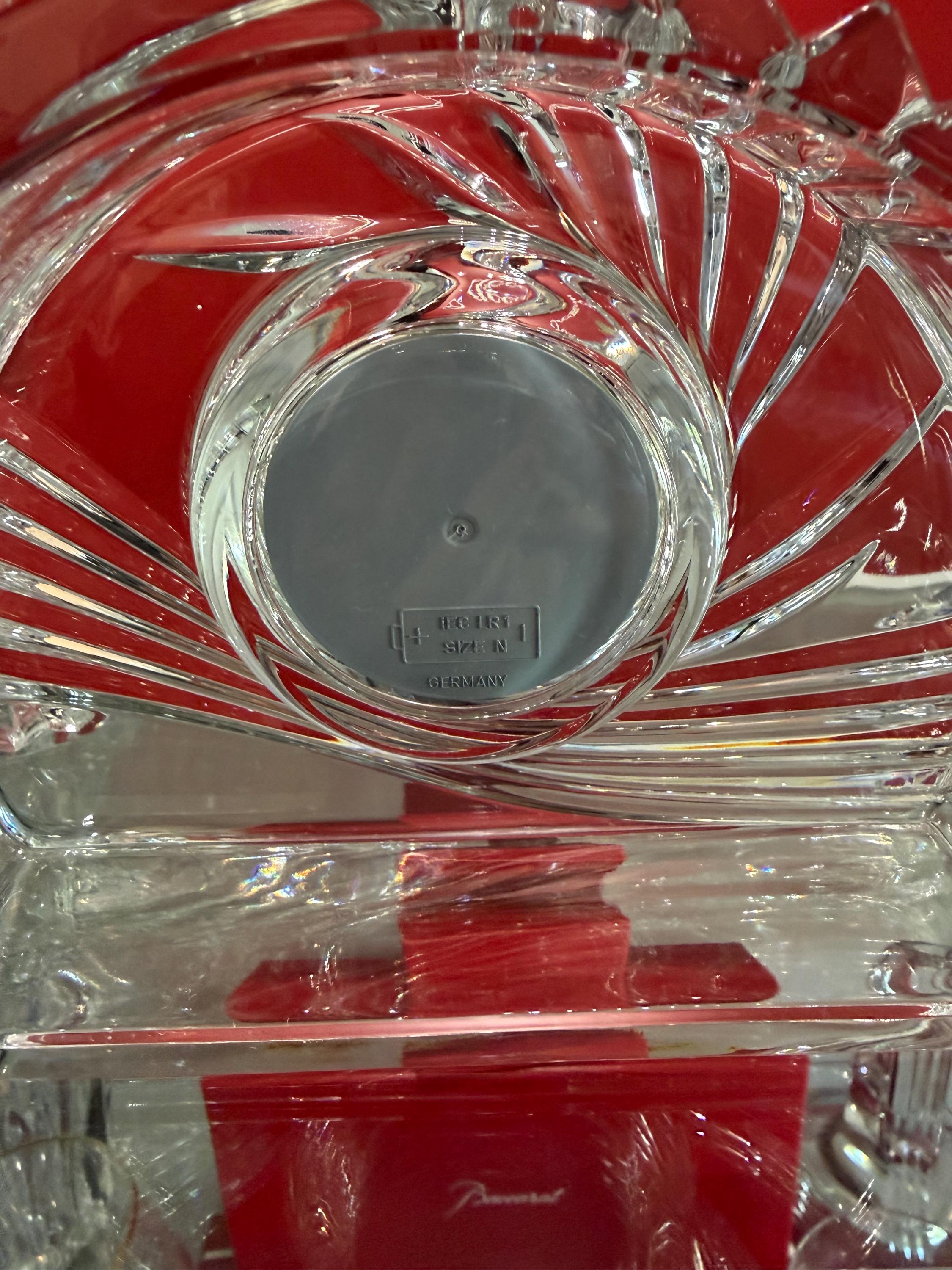 Mikasa Crystal Desk Clock – Germany Quartz – Nautilus Shell Design – Elegant Mantel Decor