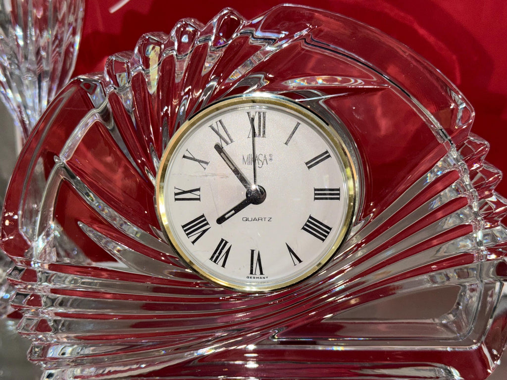 Mikasa Crystal Desk Clock – Germany Quartz – Nautilus Shell Design – Elegant Mantel Decor