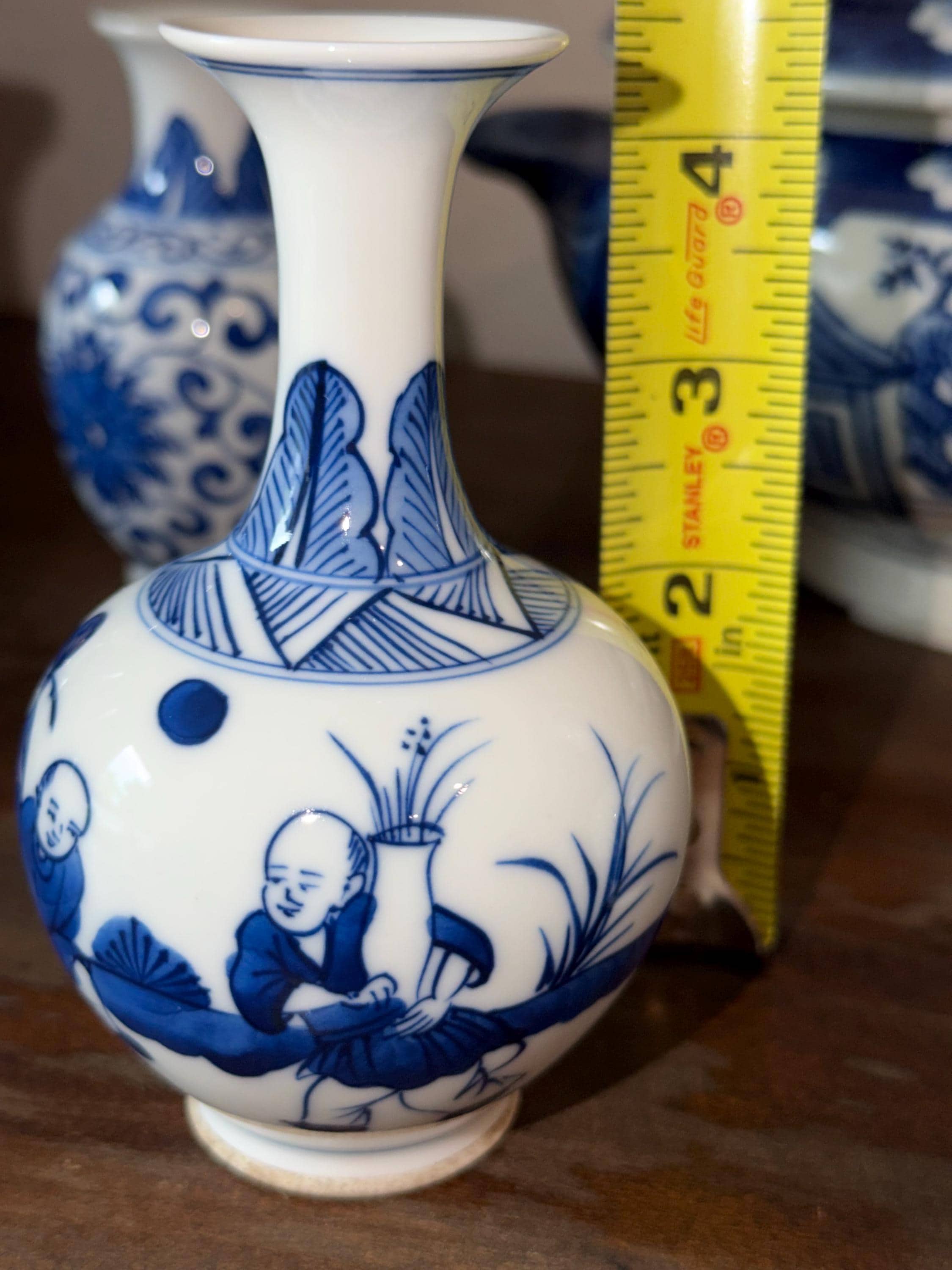 Blue White Bud Vase Pair Chinoiserie Figural Porcelain Mini Vases Set Small Decor