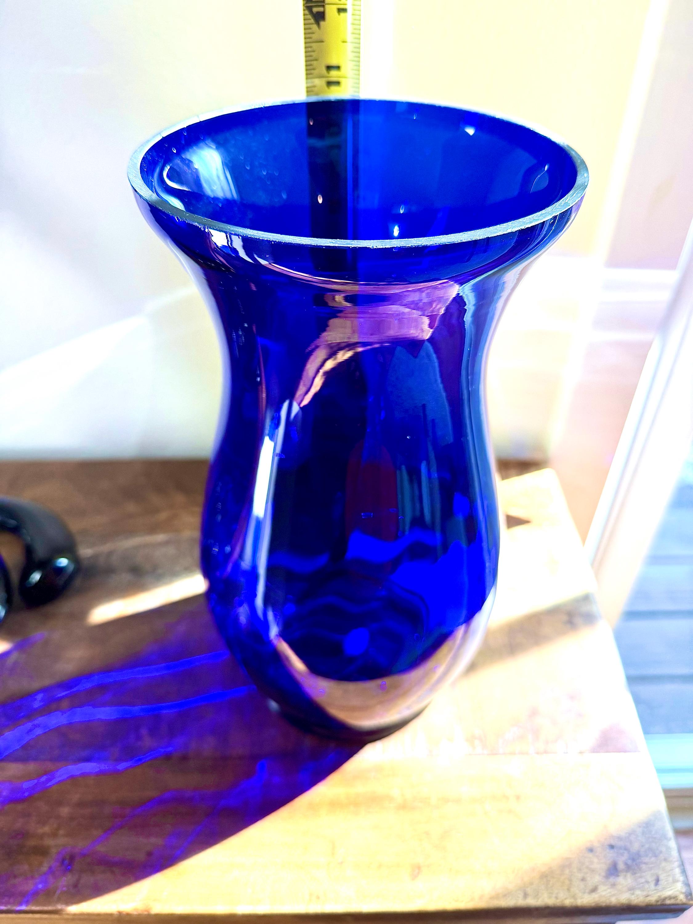 Cobalt Blue Art Glass Vase – Hand Blown Style, Sapphire Tone, Sculptural Decor