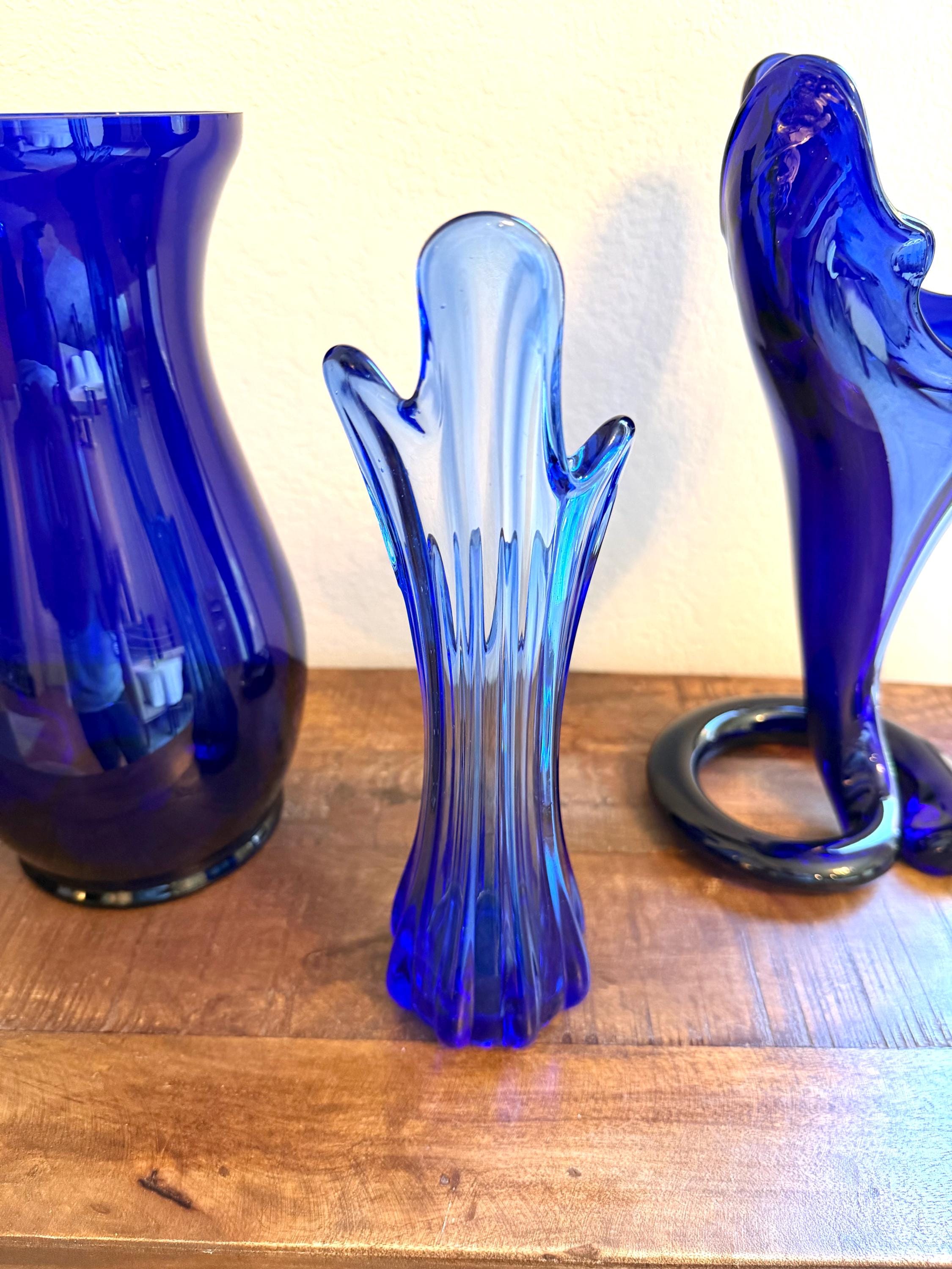 Cobalt Blue Art Glass Bud Vase – Mid Century Modern Stretch Glass Style Vase – Sculptural Sapphire Blue Glass Decor