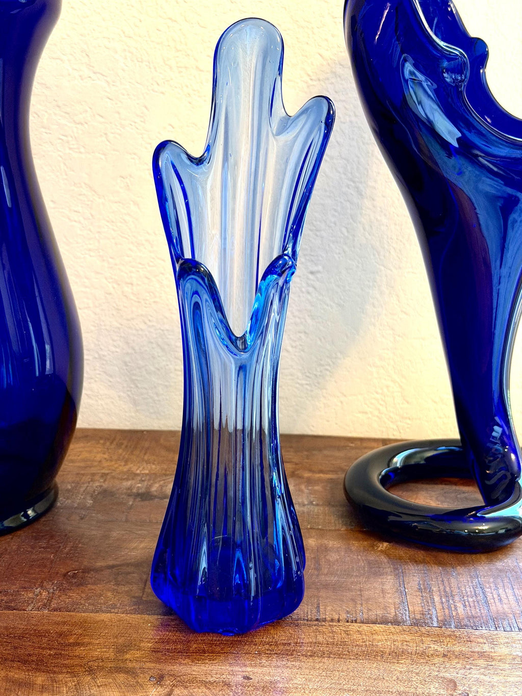 Cobalt Blue Art Glass Bud Vase – Mid Century Modern Stretch Glass Style Vase – Sculptural Sapphire Blue Glass Decor